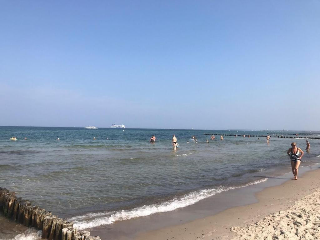 Exclusive In Warnemuende, 150m To The Beach, 2 Bathrooms, 2 Bedrooms, Sauna, Wifi And Much More. Lejlighed *