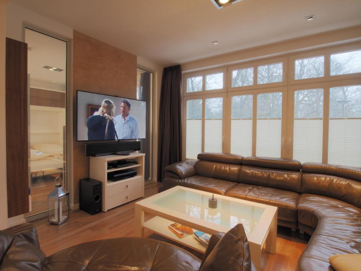 Exclusive In Warnemuende, 150m To The Beach, 2 Bathrooms, 2 Bedrooms, Sauna, Wifi And Much More. Appartement Rostock