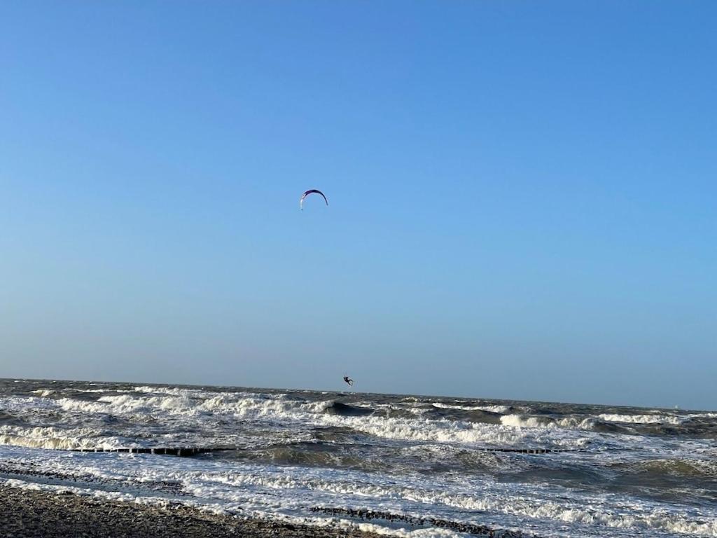 Exclusive In Warnemuende, 150m To The Beach, 2 Bathrooms, 2 Bedrooms, Sauna, Wifi And Much More. Appartement Rostock