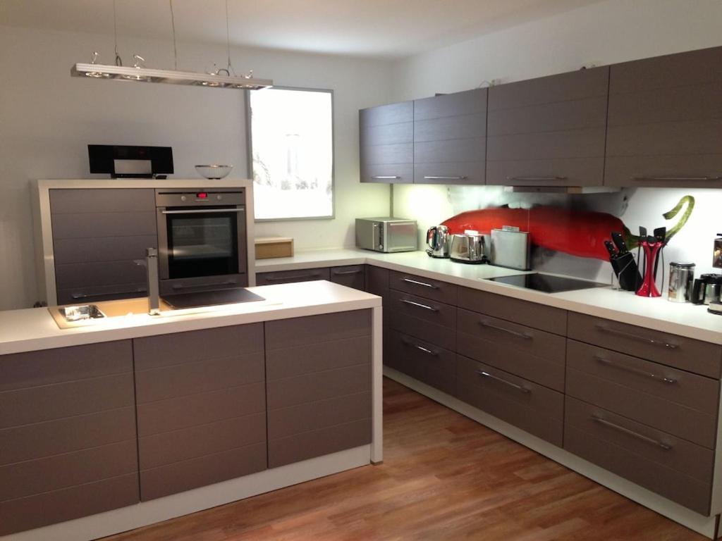 Exclusive In Warnemuende, 150m To The Beach, 2 Bathrooms, 2 Bedrooms, Sauna, Wifi And Much More. *
